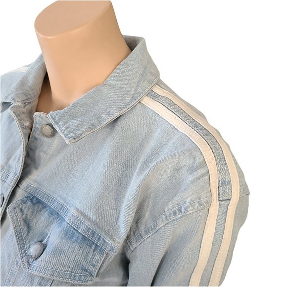 SUKO JEANS Light Wash Jean Jacket M - Picture 2 of 7